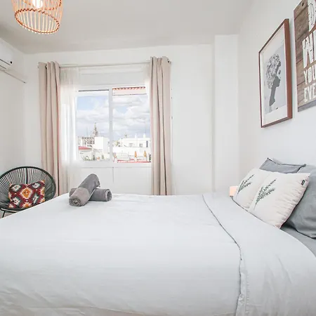 Stunning Apt W Views To Giralda - 15 Minutes Walk Sevilla Exterior foto